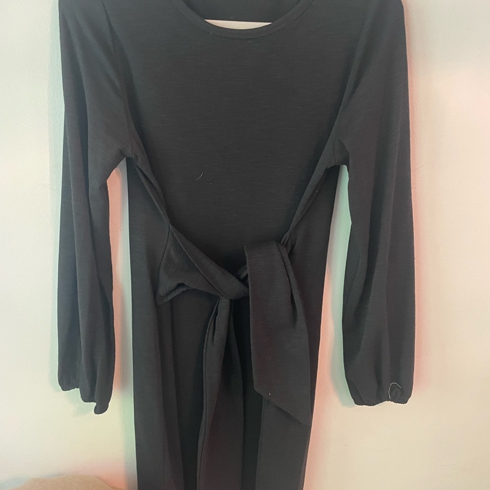 Elegant Black Long Sleeve Tie Dress